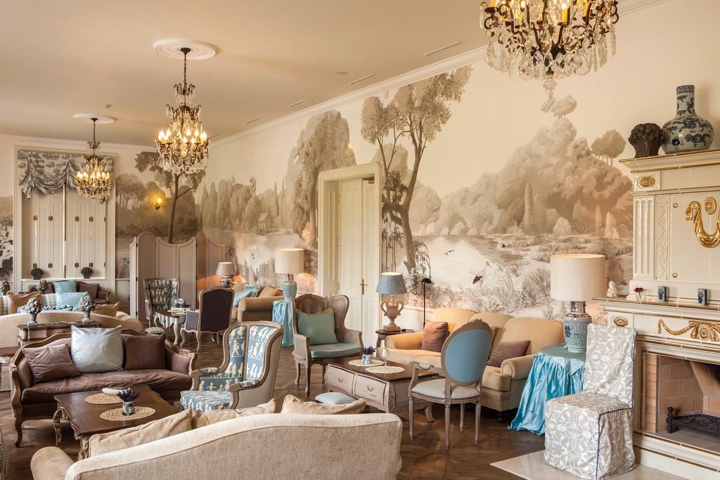 Amade Chateau Vrakúň Zewnętrze zdjęcie