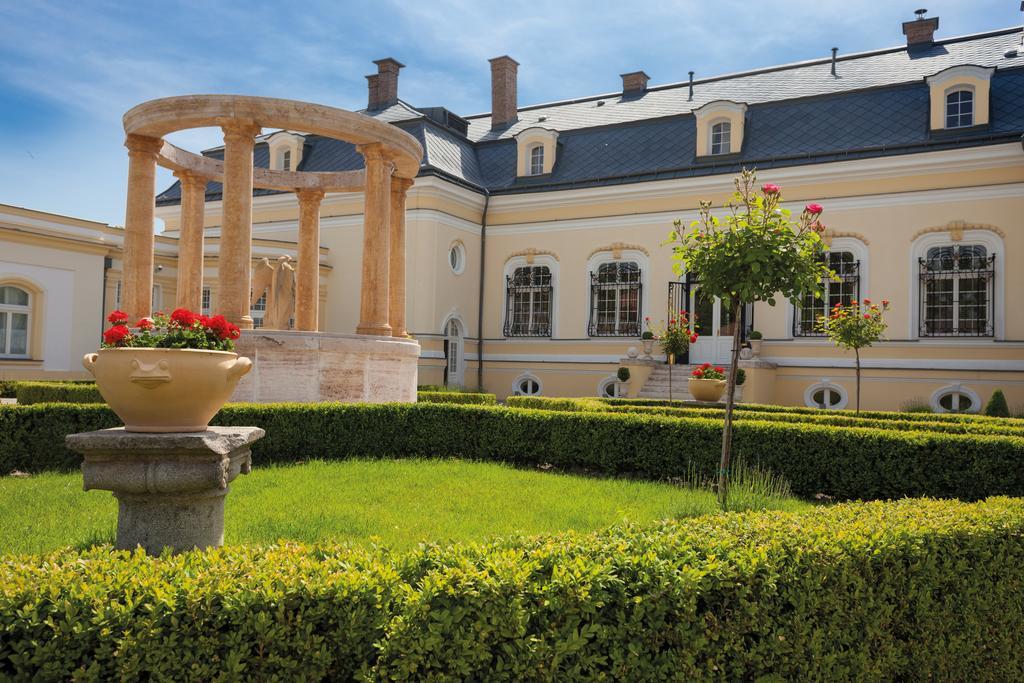 Amade Chateau Vrakúň Zewnętrze zdjęcie